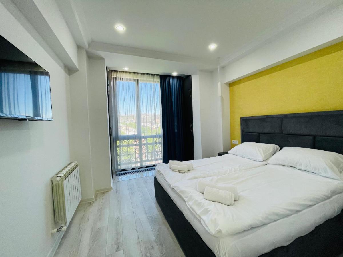 Panorama Apartments Yerevan Bagian luar foto