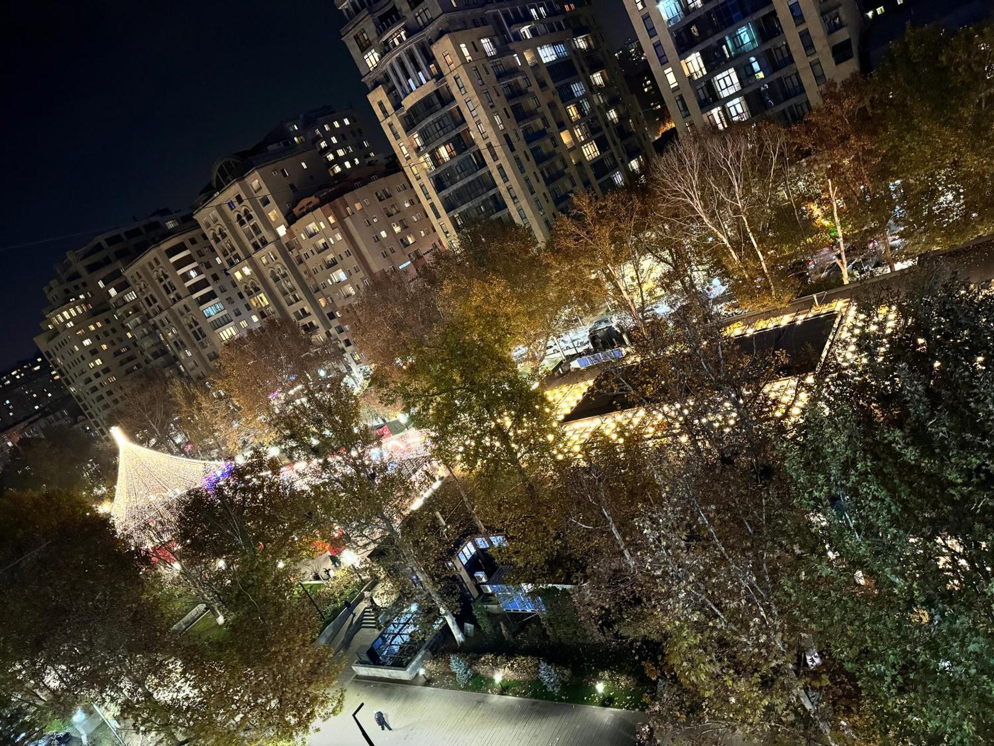 Panorama Apartments Yerevan Bagian luar foto